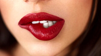 Les remèdes à faire soi-même pour des lèvres pulpeuses et un super effet volume