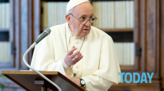 « Ne touchez pas aux rides » : les mots du Pape contre les retouches esthétiques