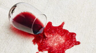 comment enlever une tache de vin rouge sur du coton blanc ?