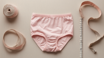 découvrez notre boxer menstruel conçu spécialement pour les flux abondants. alliant confort et efficacité, il vous offre une protection optimale tout au long de la journée, sans compromis sur le style.