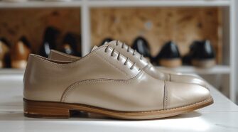 Comment enlever les plis des chaussures sans les abîmer ?