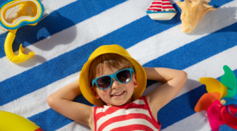 enfant bob et lunettes